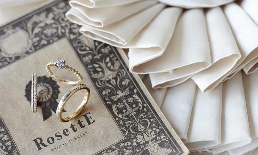 神戸・三ノ宮で探すウェーブ（S字）デザインの結婚指輪特集のロゼット