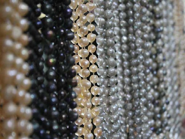 岸和田市の真珠パールネックレスの品質ポイント③色味